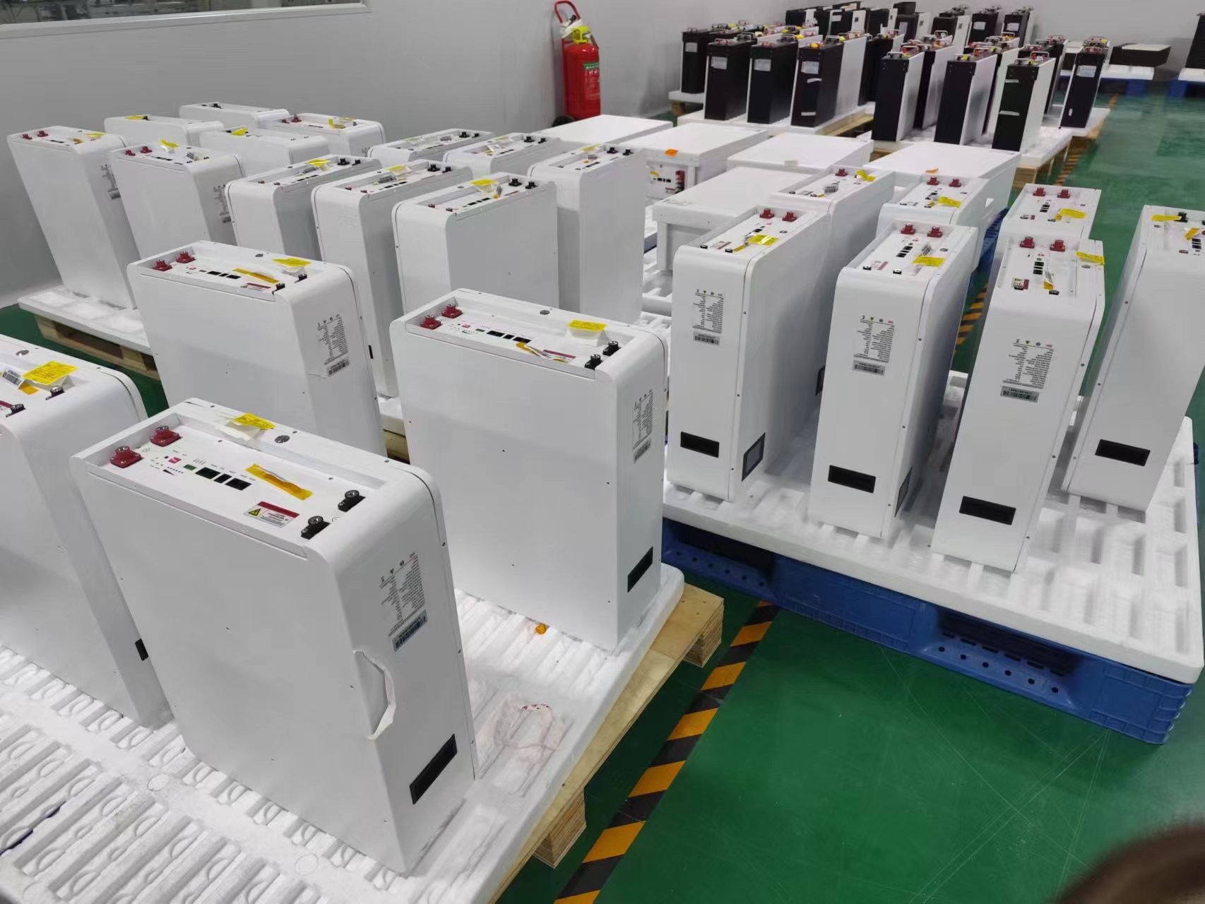 ระบบโซลาร์เซลล์แบบไฮบริดออฟกริ - Off Grid Solar Kit บทวิจารณ์และราคา
